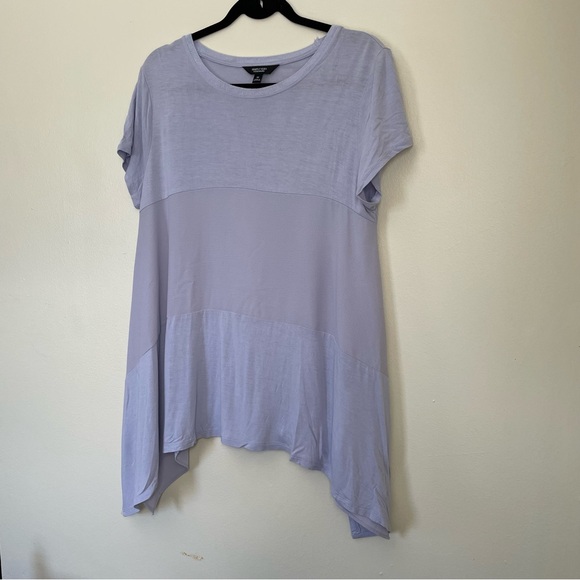 Simply Vera | Lavender Asymmetrical Short Sleeve Top | Size Medium - Picture 3 of 10